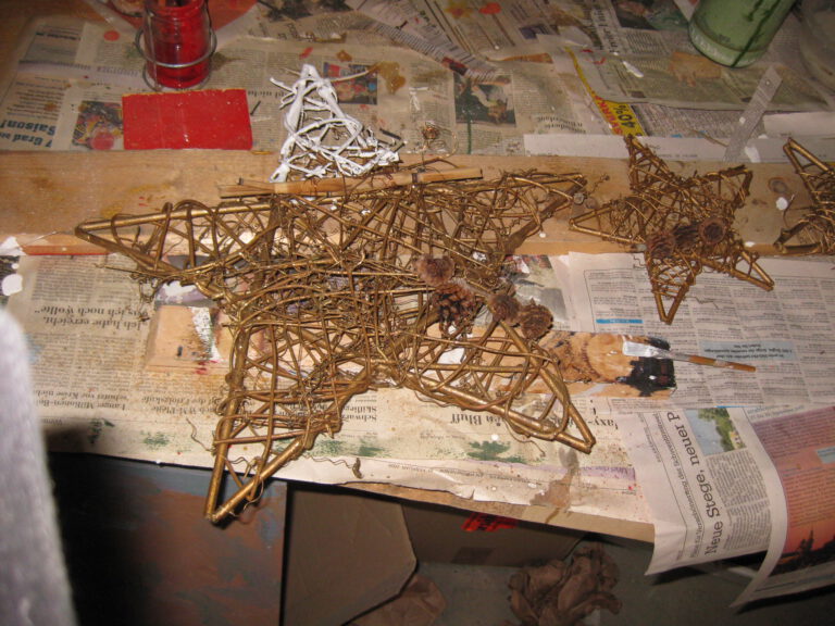 Holzsterne mit neuer Farbe - Schlüter Home Design DIY Blog