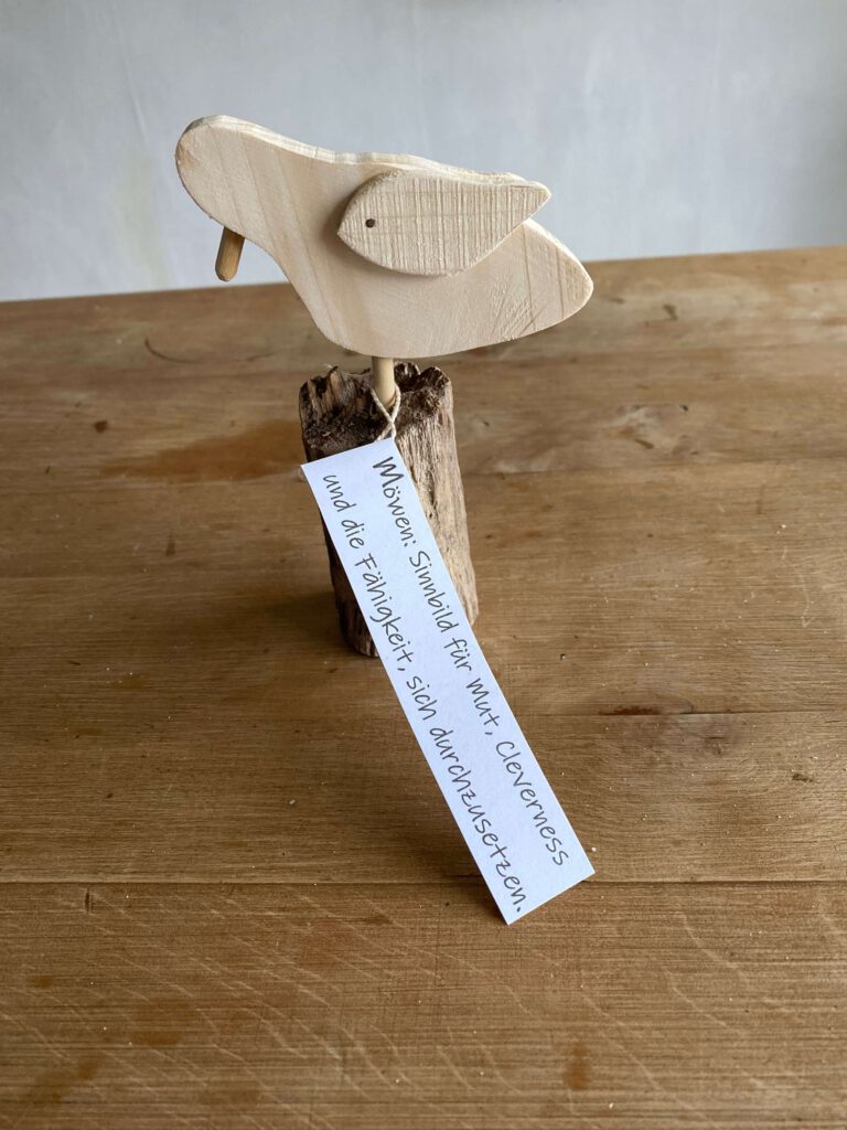 Möwe aus Holz